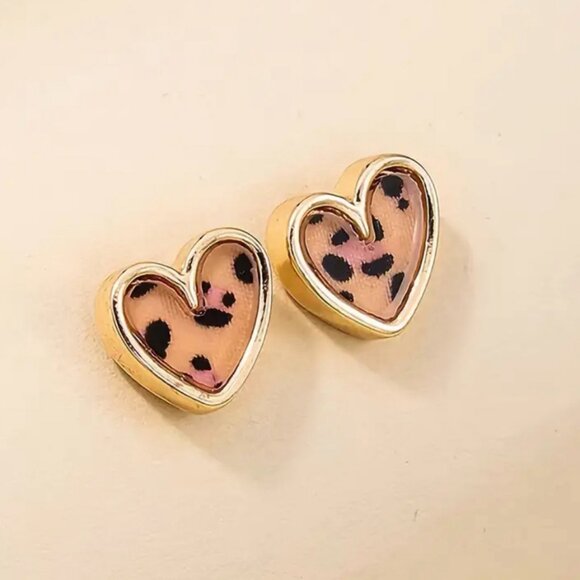 Leopard Print Heart Earrings - Picture 1 of 5